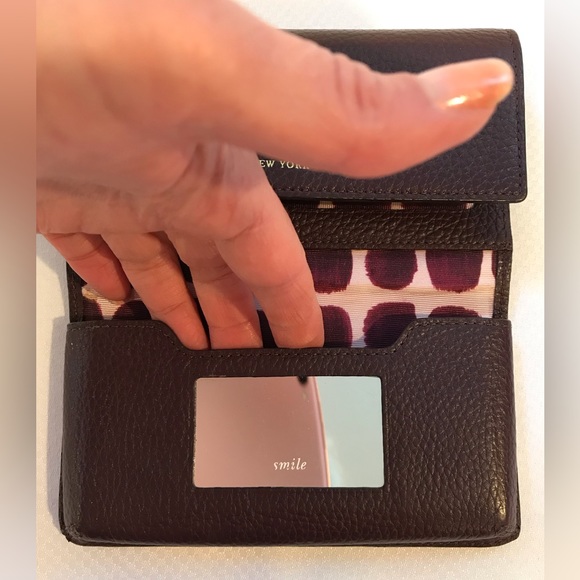 Kate Spade IPhone Case Wristlet Leather Wallet Pre- owned very good condition - Picture 3 of 8